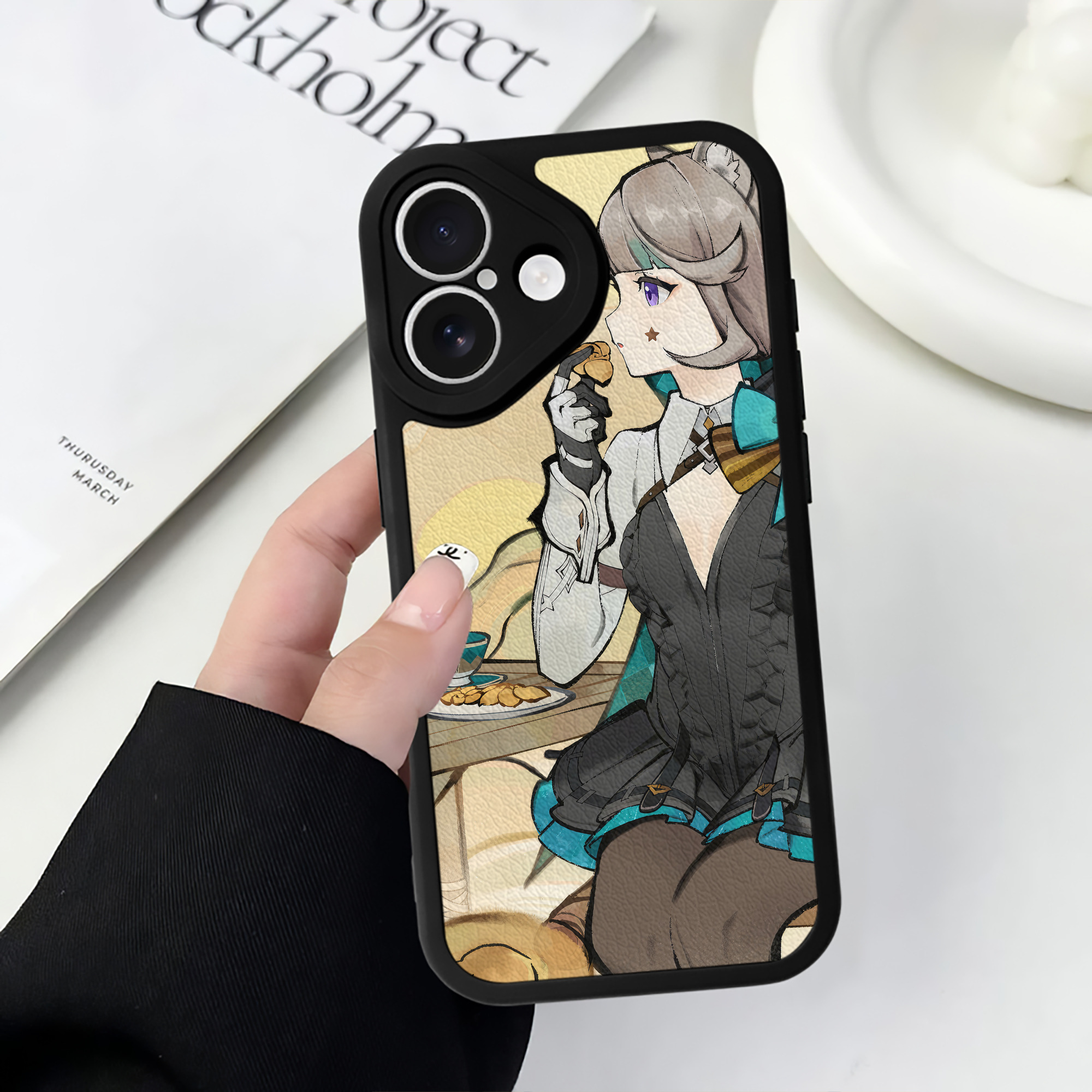 げんし神 genshin 【iPhone 16シリーズ対応】シリコンスマホケース（レザー調） 材質：シリコン